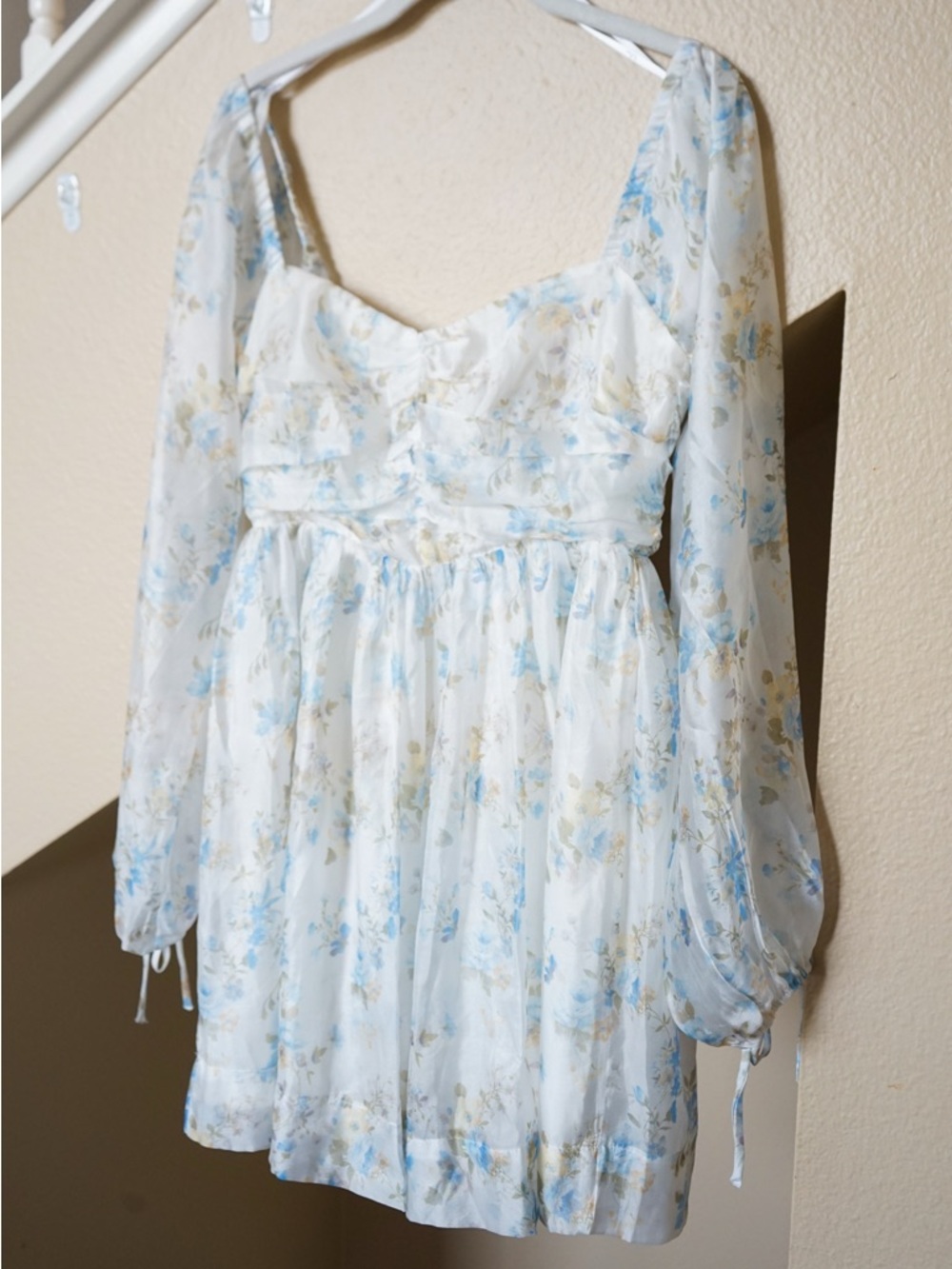 LULUS Floral Puff Sleeve US Small